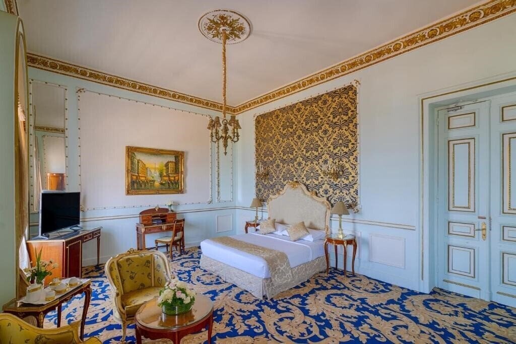 Територія Paradise Inn Le Metroplole 4*