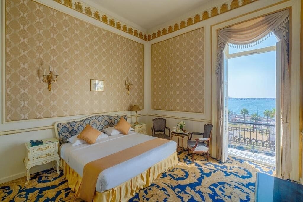 Апартаменти Paradise Inn Le Metroplole 4*