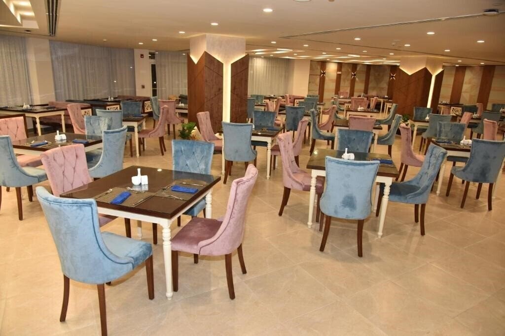 Вид Golden Jewel Hotel 5*