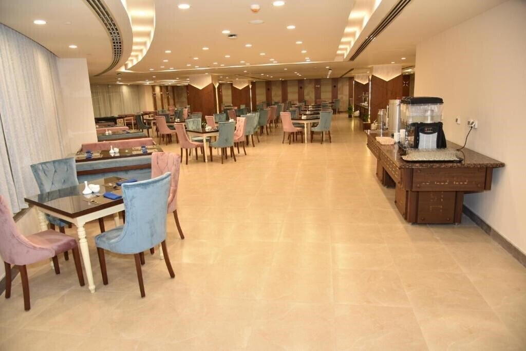 Панорама Golden Jewel Hotel 5*