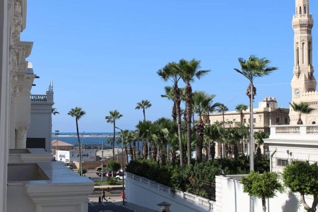 Вид Royal Jewel Al Raml Hotel 4*