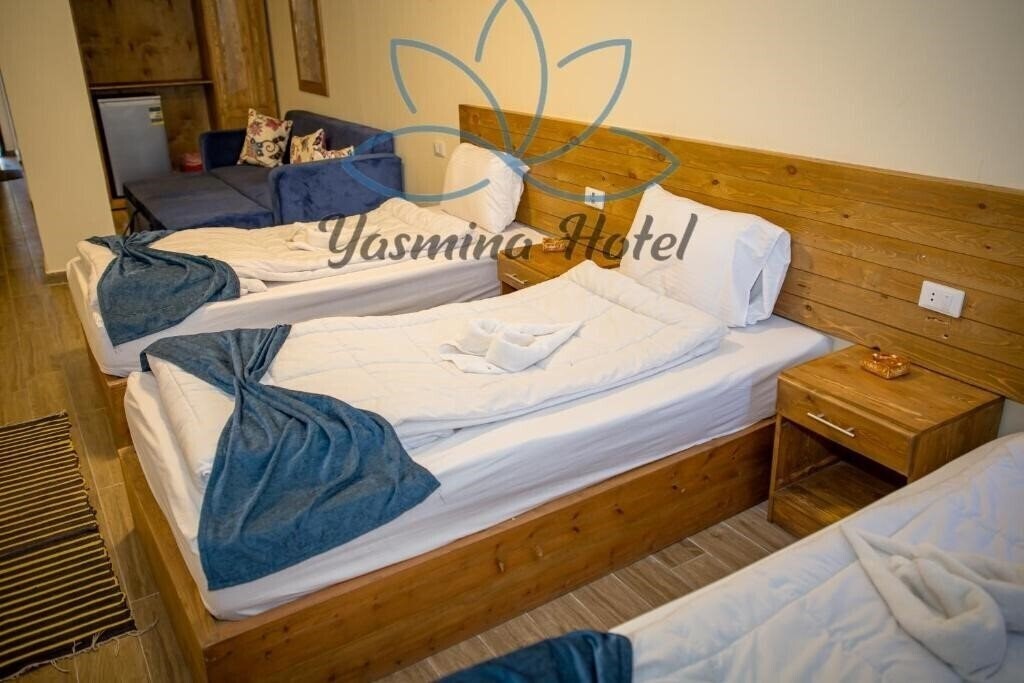 Апартаменти Yasmina Hotel 3*