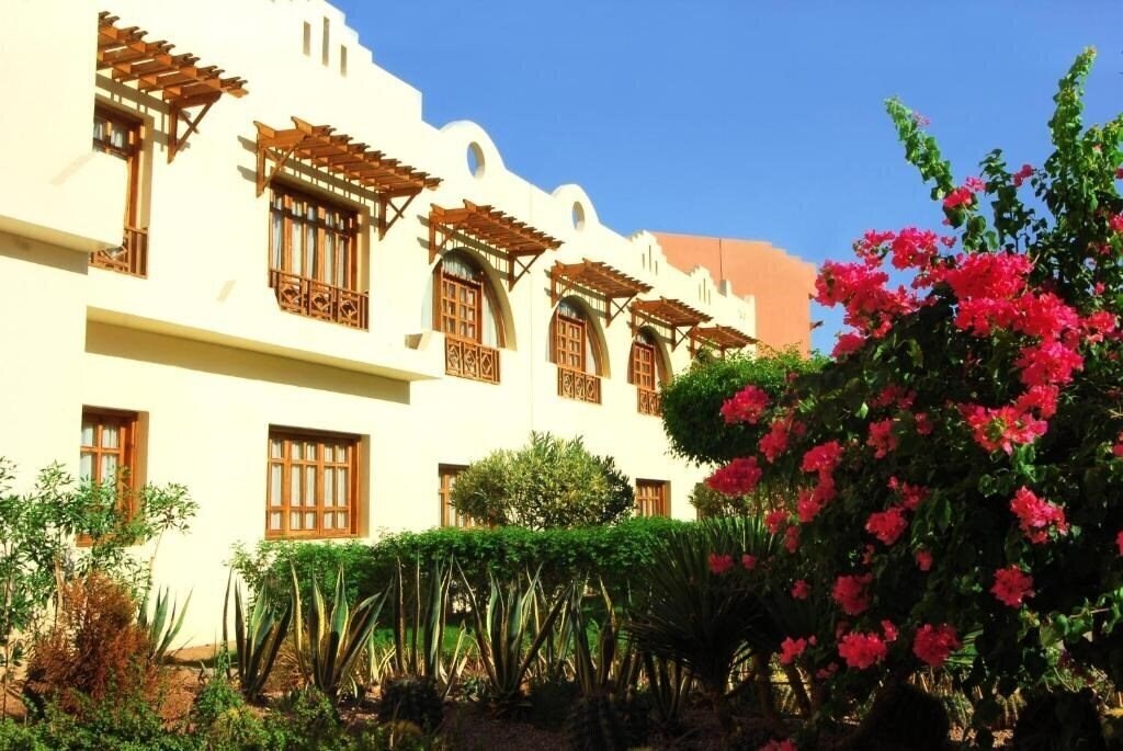 Апартаменты Tropitel Oasis Dahab 4*