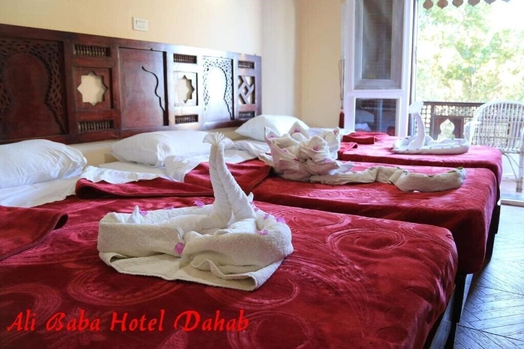 Территория Ali Baba Hotel 3*