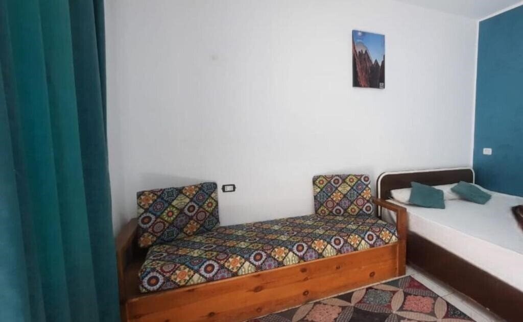 Апартаменти Octopus Hotel (ex. Octopus Dahab, Dahab House Octopus Apartment, Octopus Garden) 3*