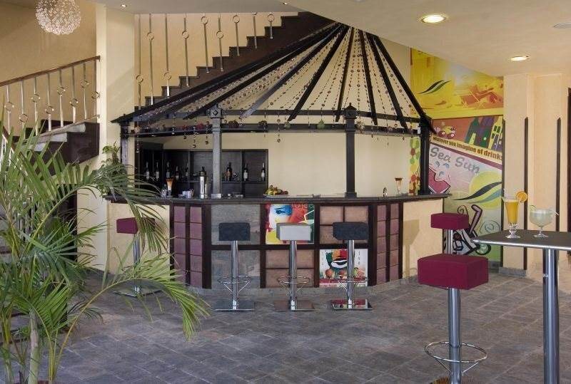 Апартаменты Sea Sun 4*