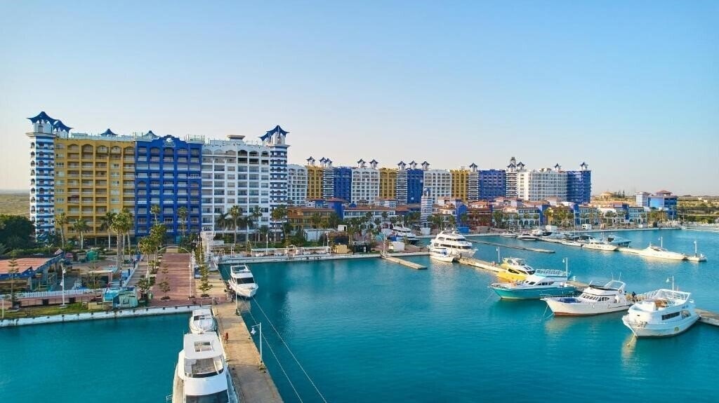 Апартаменты Porto Marina Resort & SPA 5*