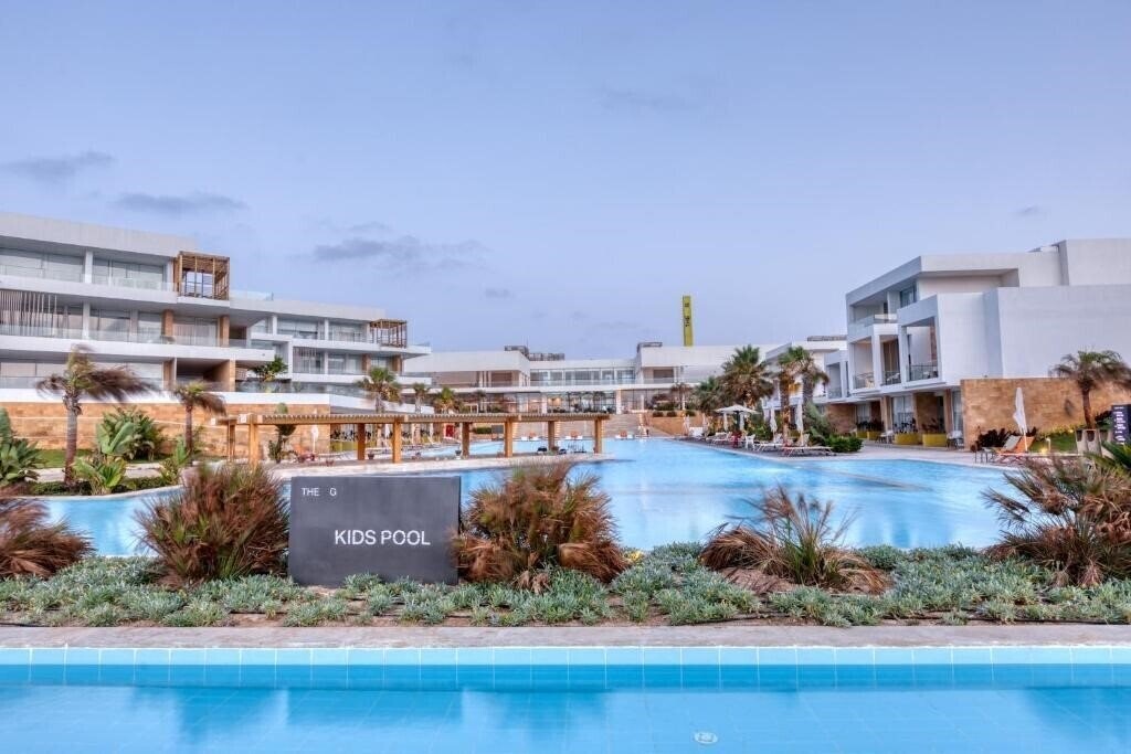 Панорама The G Hotel 5*