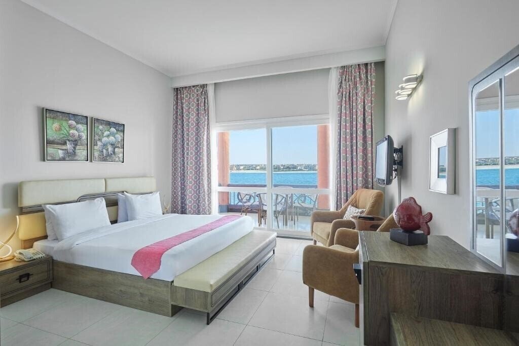 Апартаменты Golden Ocean Marina Hotel 5*