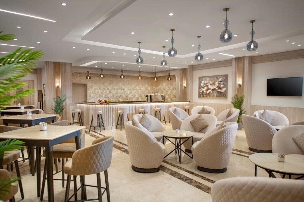 Картинка Azur One Eleven 4*