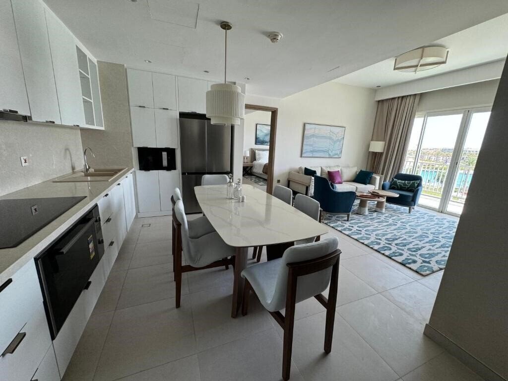 Апартаменты Vida Marassi Marina Resort 5*