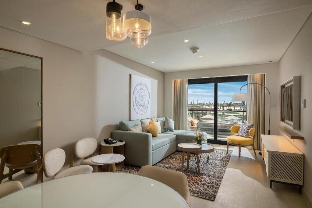 Панорама Palma Bay Rotana Resort 4*