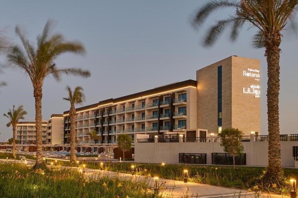 Панорама Palma Bay Rotana Resort 4*