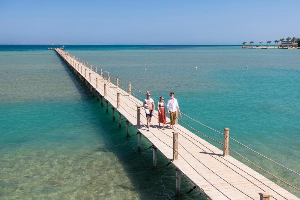 Вид The Three Corners Ocean View Hotel 4*