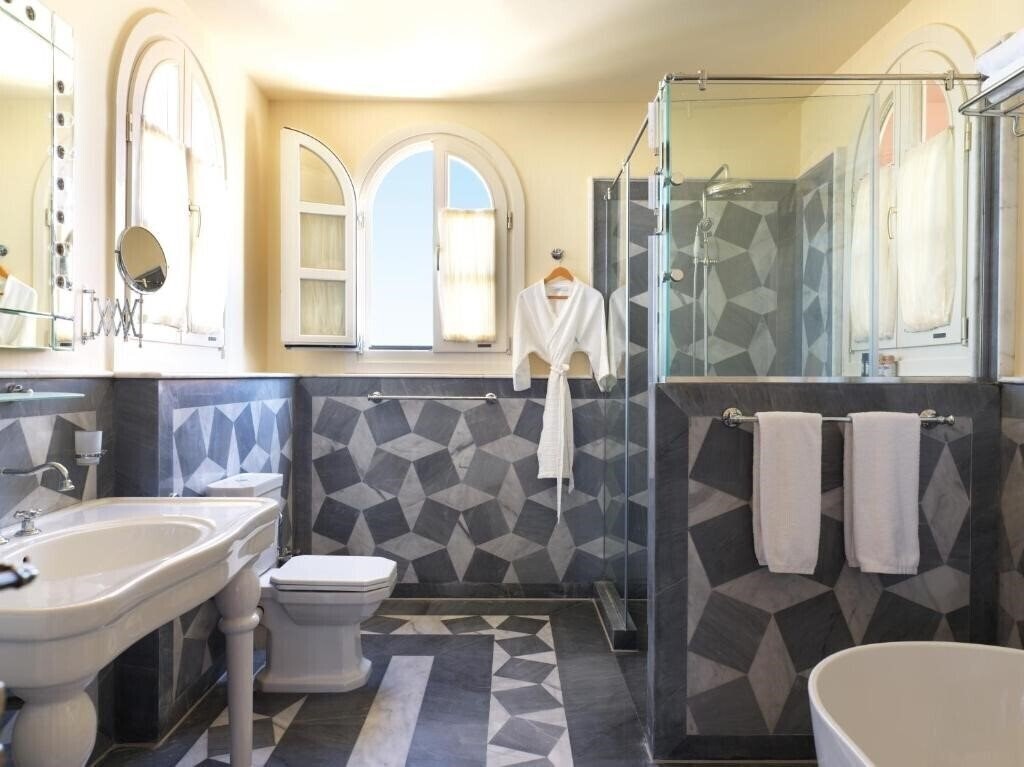 Панорама La Maison Bleue 5*