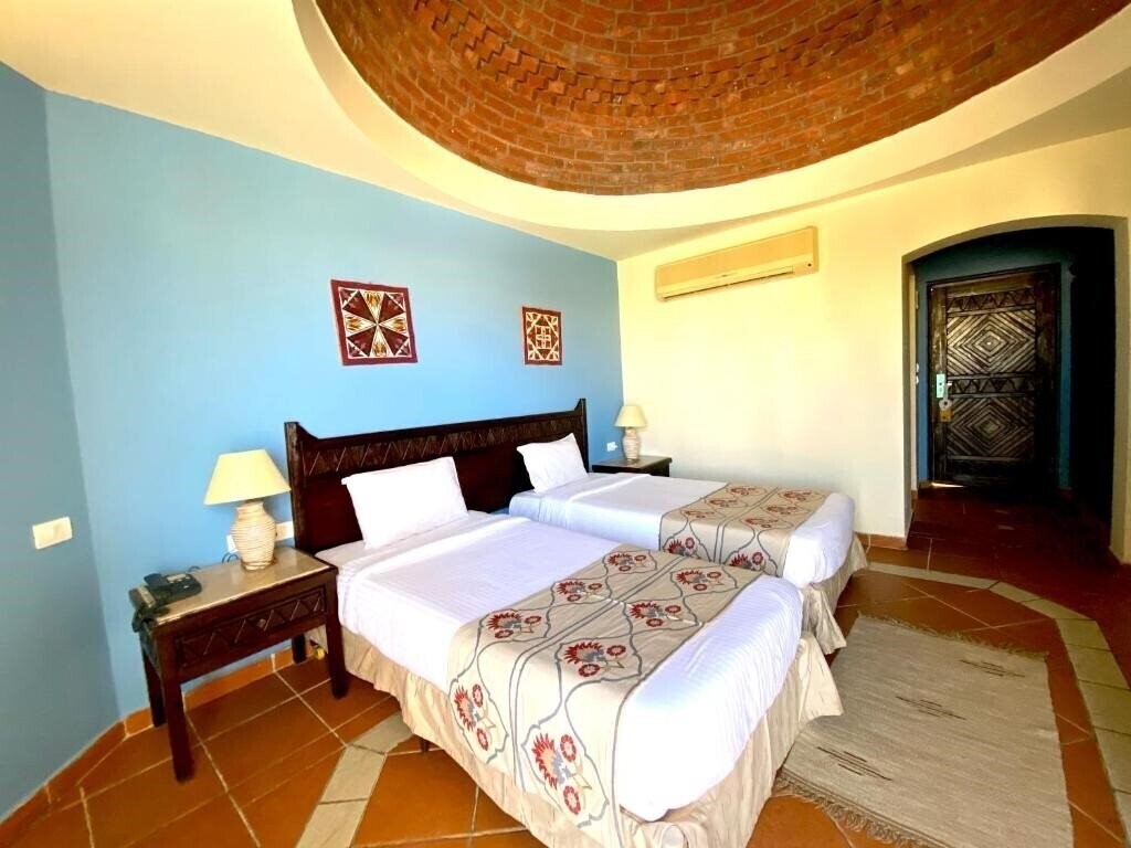 Вид Onatti Beach Resort 4*