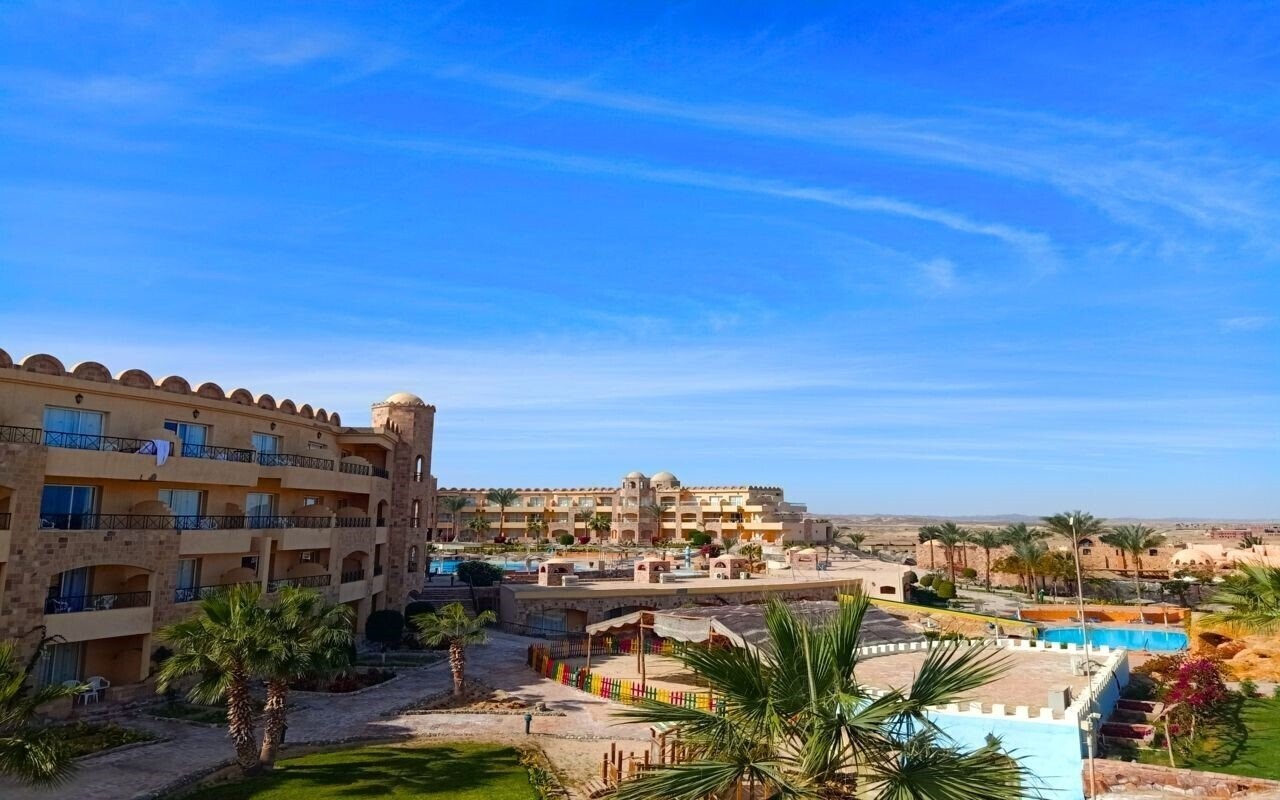 Фото Utopia Beach Club 4*
