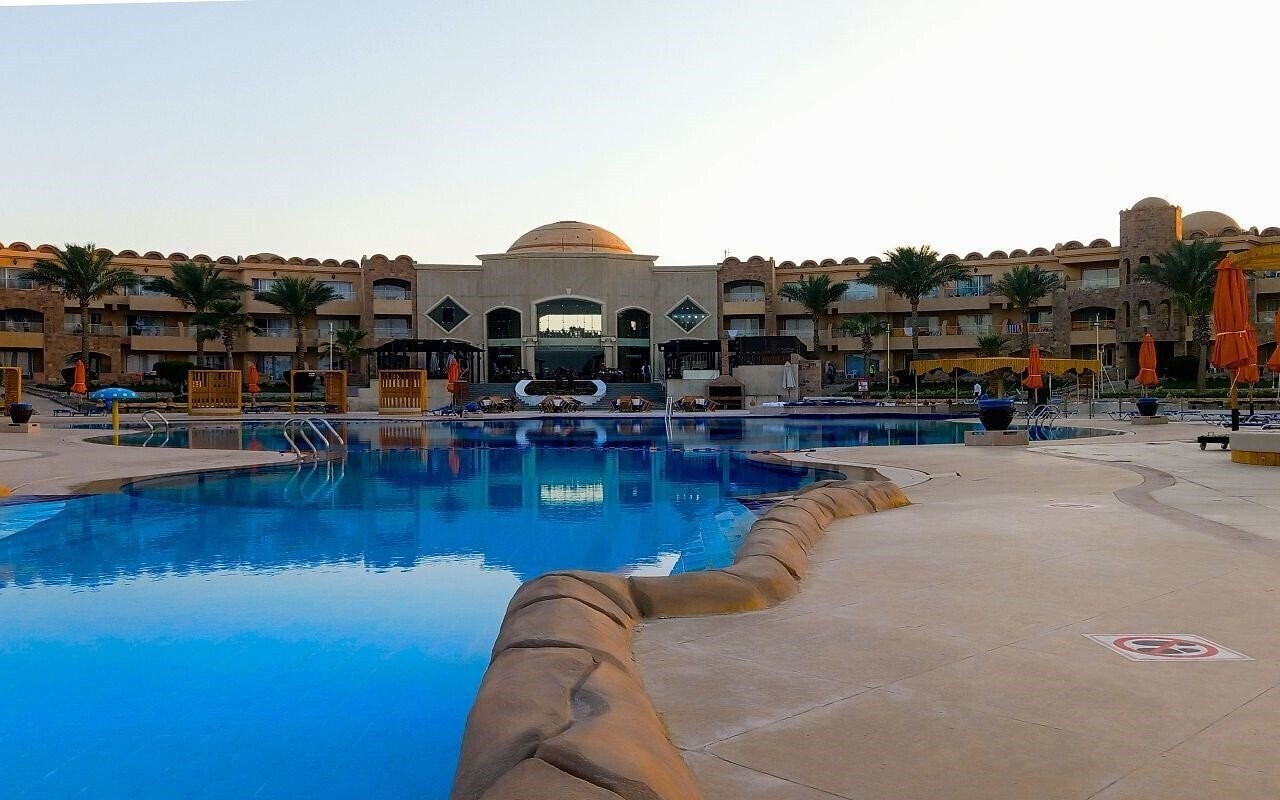 Фотография Utopia Beach Club 4*
