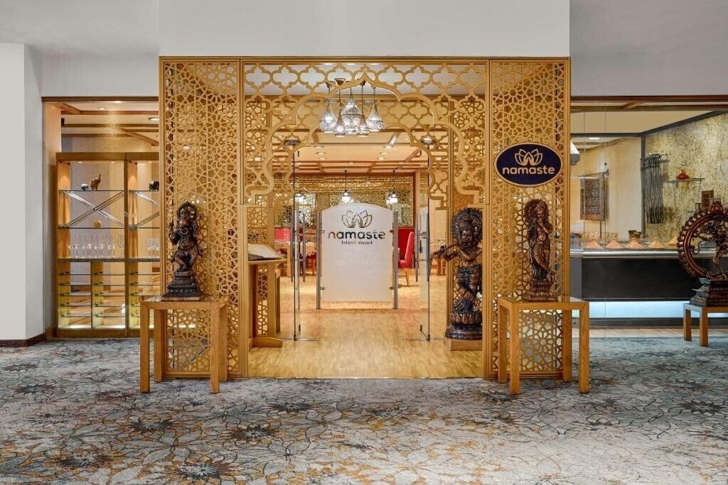 Панорама Ramses Hilton 5*