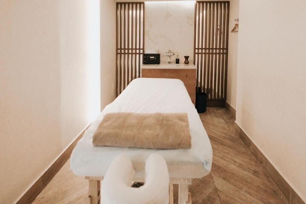 Апартаменти Baron Hotel Heliopolis Cairo 4*