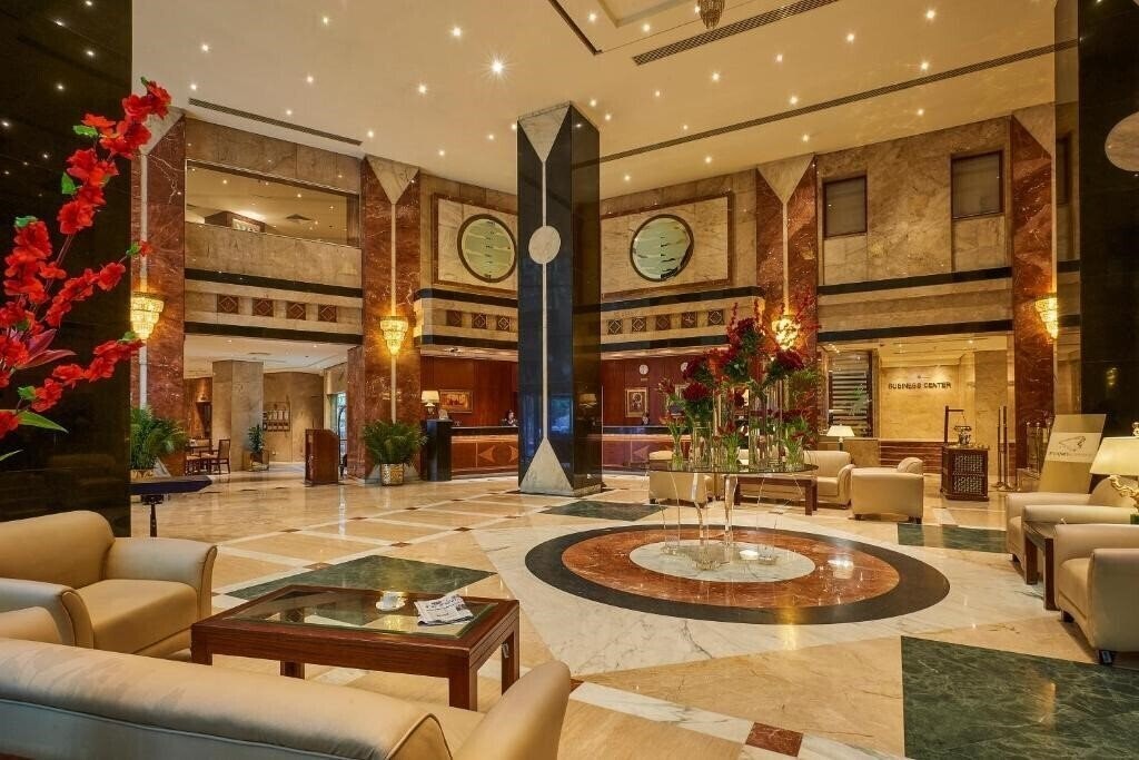 Територія Safir Cairo Hotel 5*