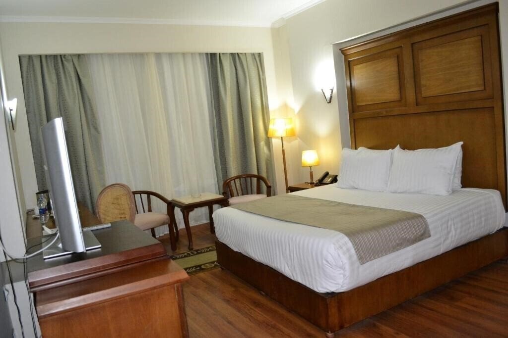 Панорама Cleopatra Cairo Hotel 3*