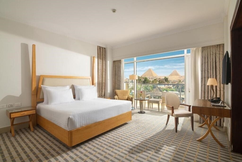 Панорама Steigenberger Pyramids Cairo Hotel 5*