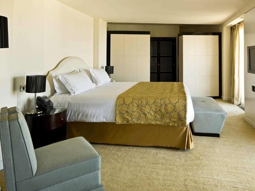 Апартаменти Sofitel Cairo El Gezirah (ex. El Gezirah Hotel Towers & Casino) 5*