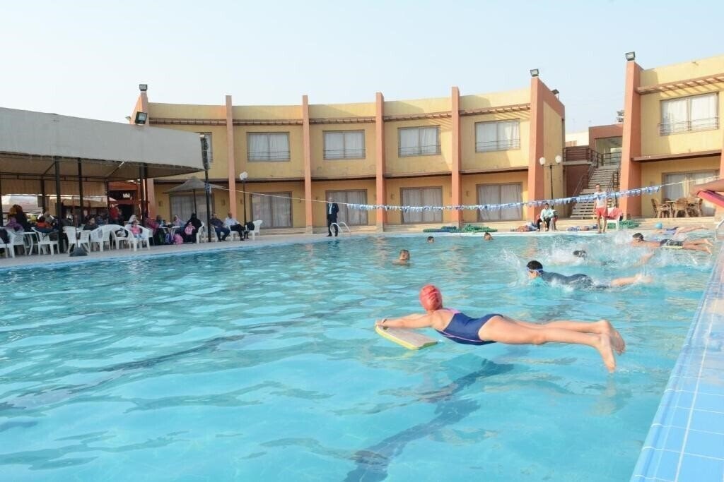 Апартаменты Glorious 4*