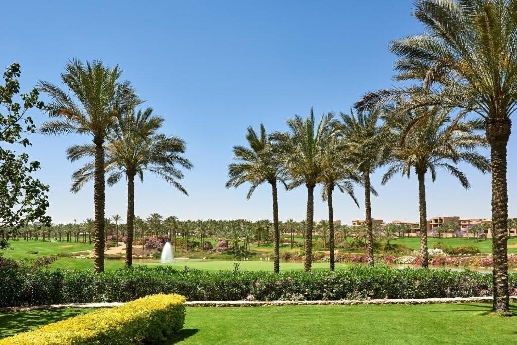 Территория The Westin Cairo Katamya Dunes 5*