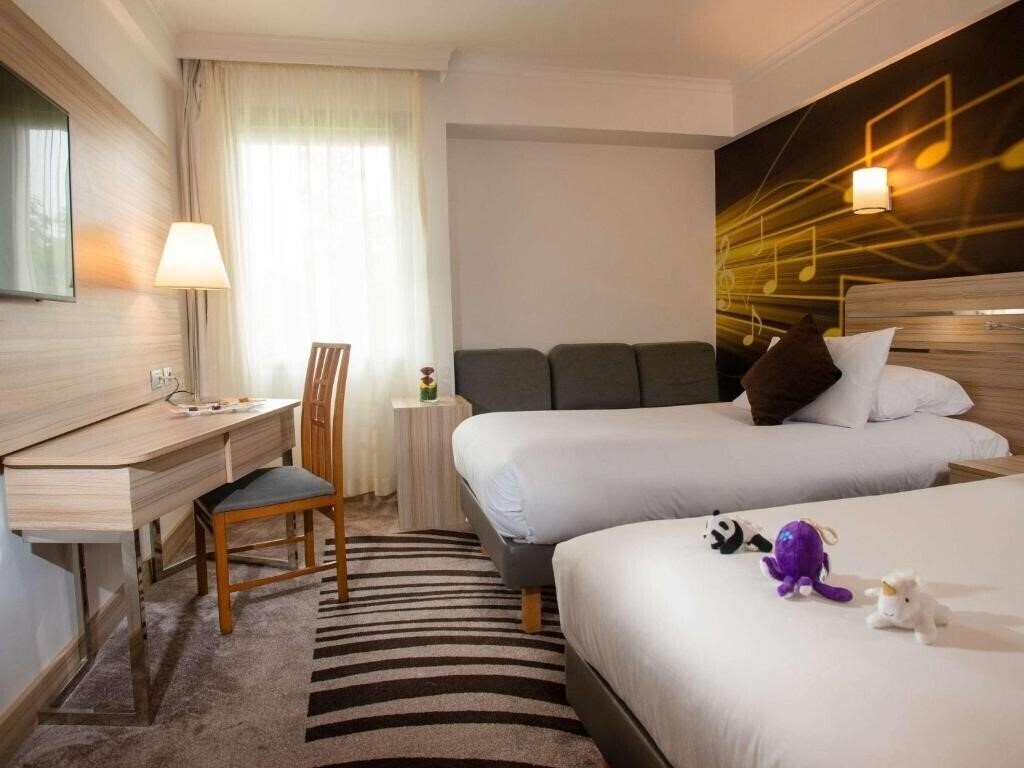 Панорама Novotel Cairo Airport 4*