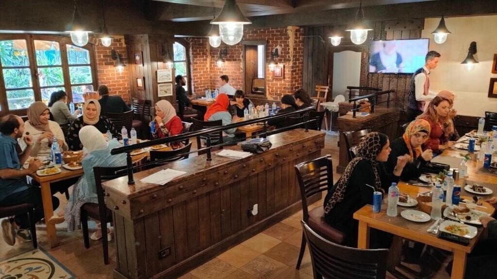 Панорама Pearl Hotel 3*