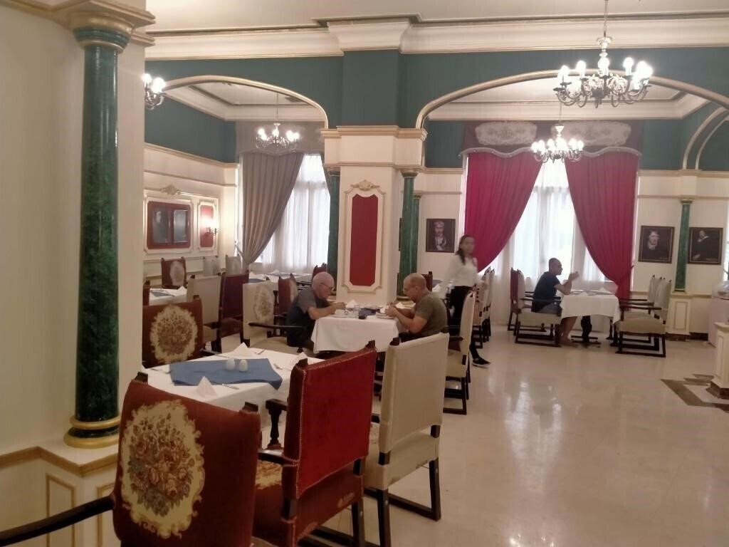 Апартаменти Cosmopolitan 3*