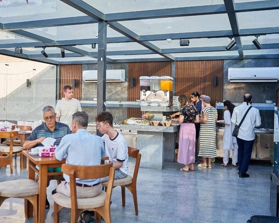 Територія New Pyramid Front Hotel 4*