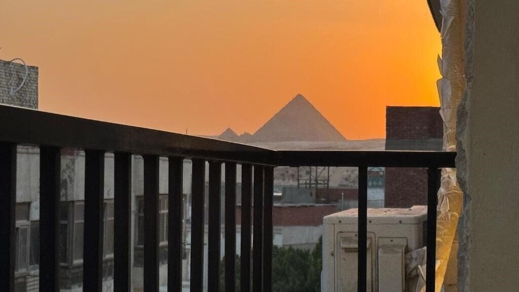 Апартаменты Pyramids Hotel 3*