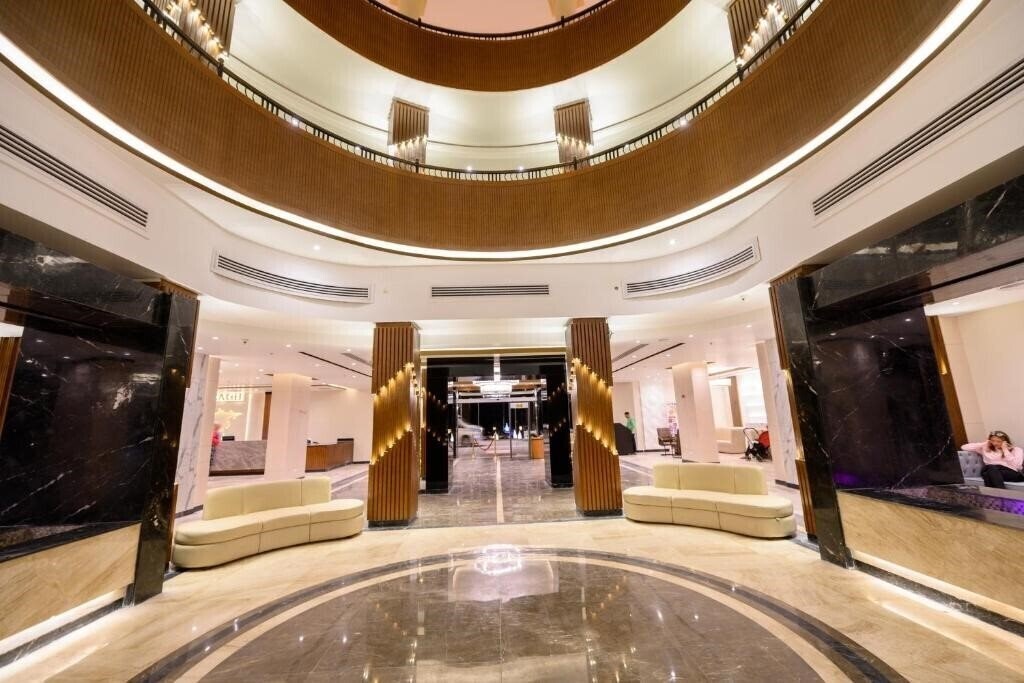 Панорама Golden Beach Resort 4*