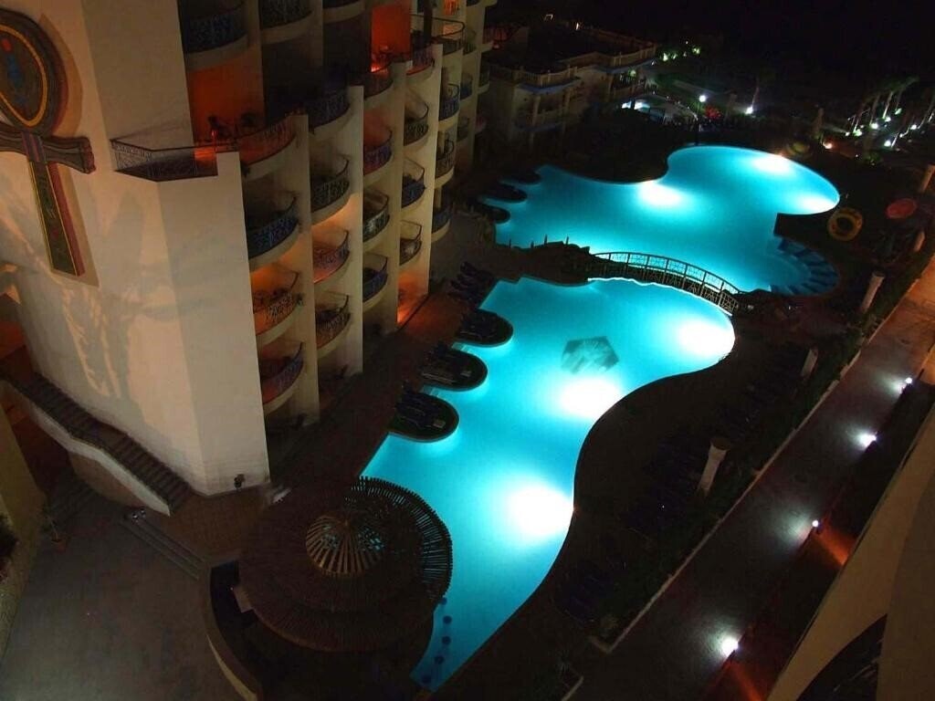 Вид Sphinx Aquapark Beach Resort 4*