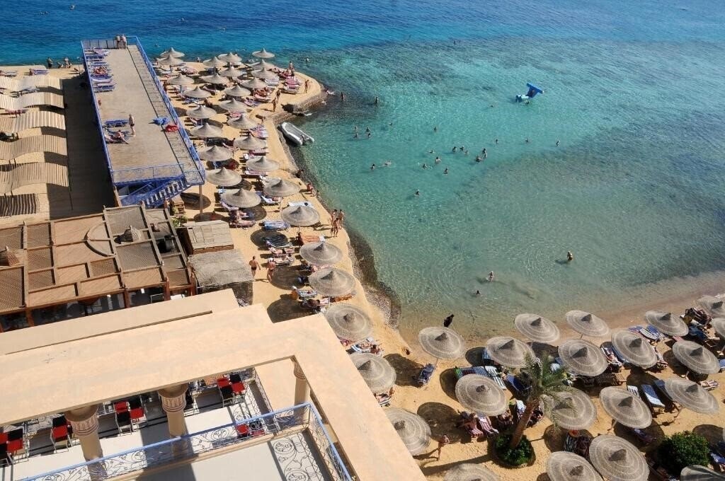 Апартаменты King Tut Aqua Park Beach Resort 4*