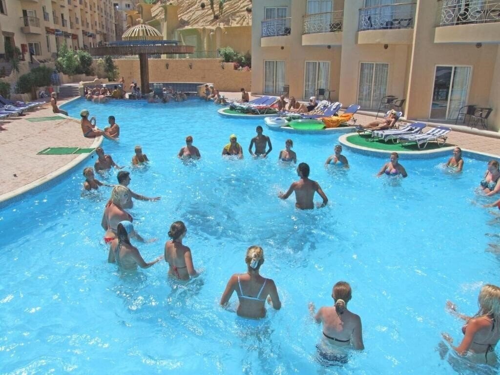 Картинка King Tut Aqua Park Beach Resort 4*