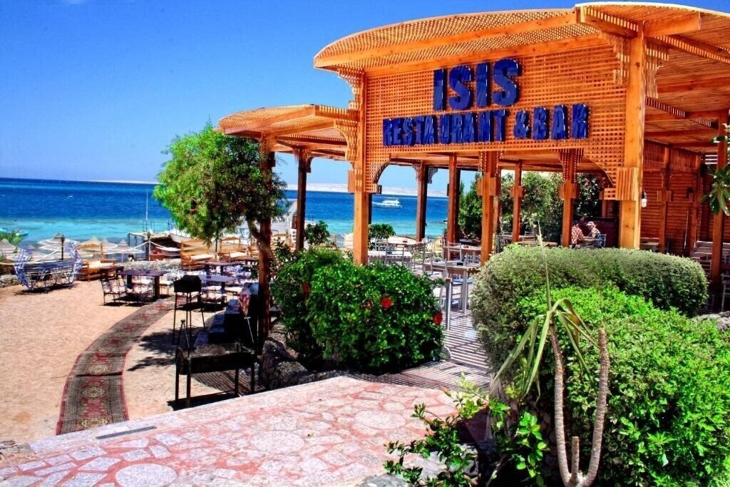 Территория King Tut Aqua Park Beach Resort 4*