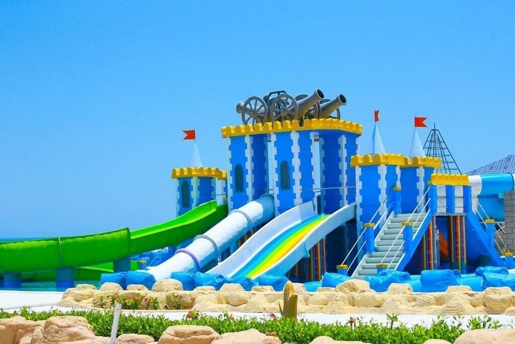 Отель Gravity Hurghada & Aquapark 5*