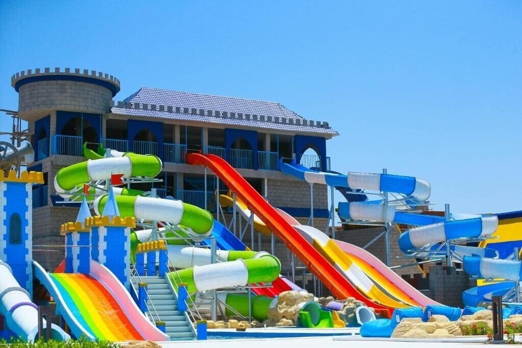 Вид Gravity Hurghada & Aquapark 5*