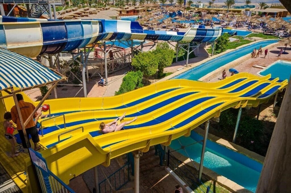 Территория Titanic Beach SPA & Aquapark 5*