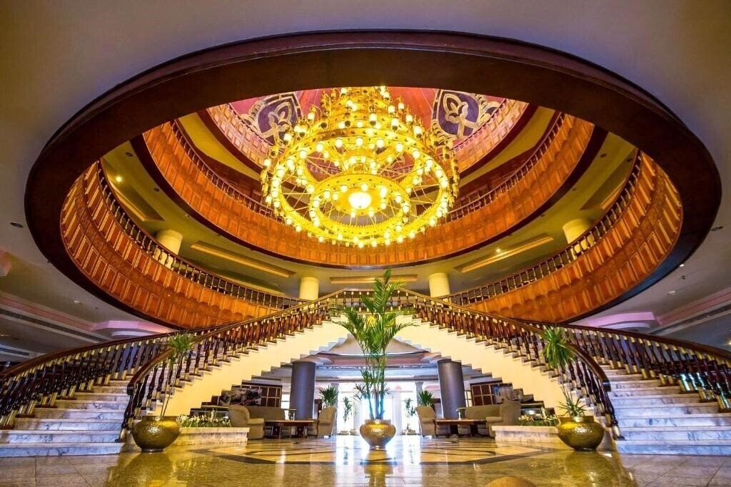 Апартаменты White Valley Palace (ex. Emerald Beach & Resort, Golden 5 Emerald) 5*