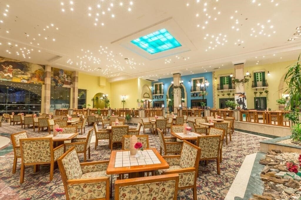 Панорама Ali Baba Palace & Aquapark 4*
