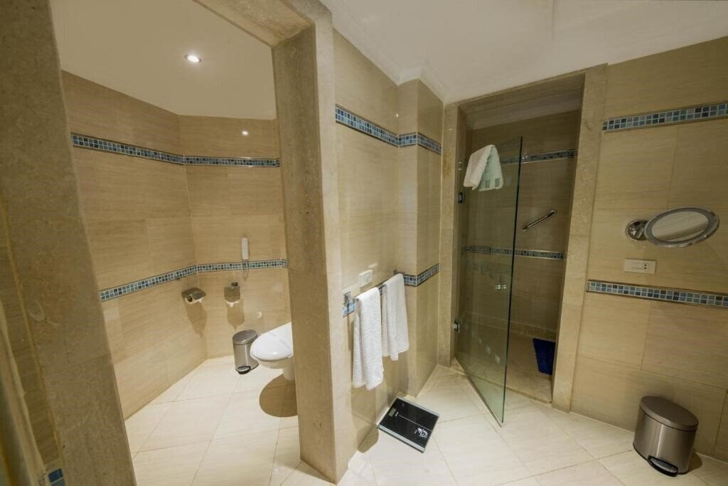 Панорама Sunrise Crystal Bay Resort 5*