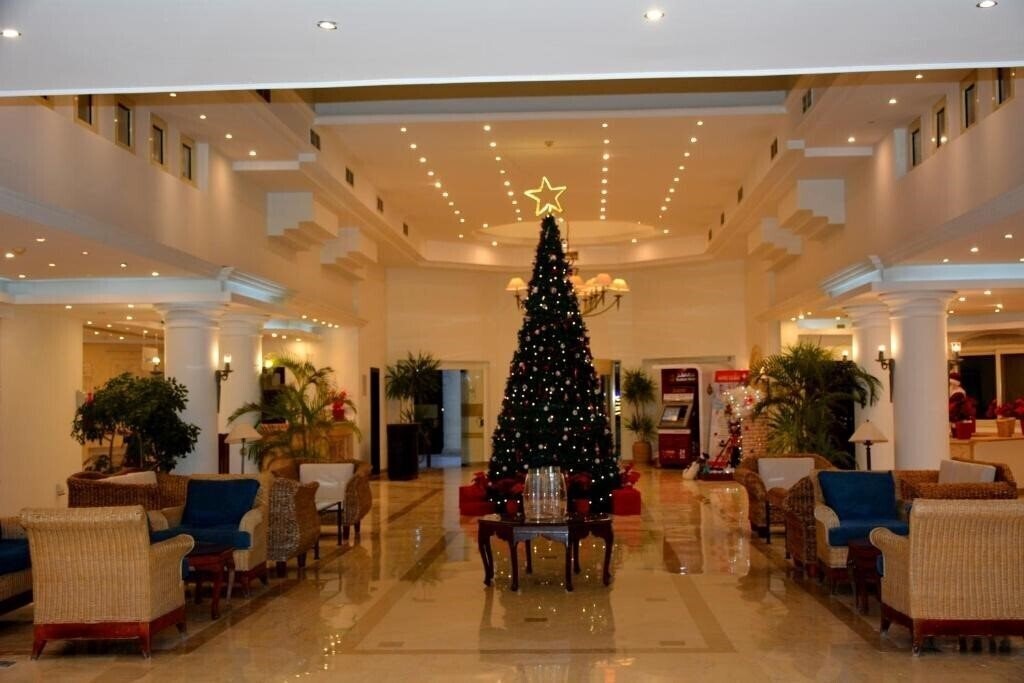 Фото Coral Beach Hurghada 4*