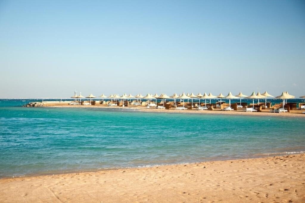 Территория Coral Beach Hurghada 4*