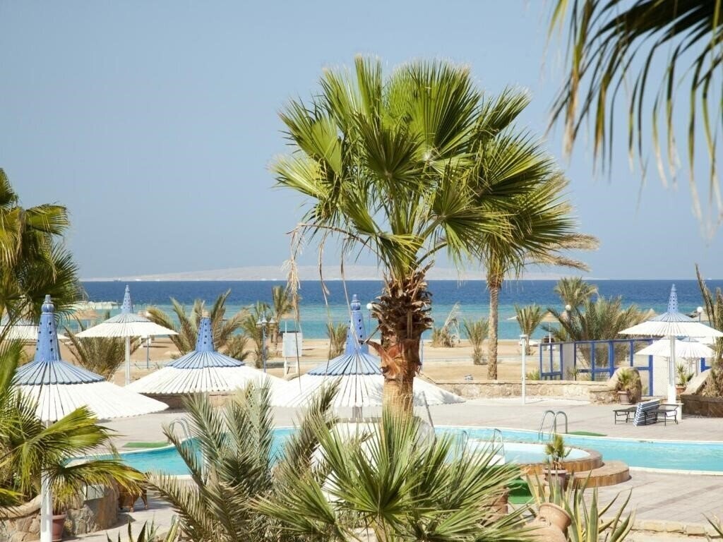 Апартаменты Coral Beach Hurghada 4*