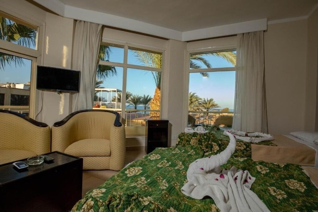 Фото Sand Beach Hotel 3*